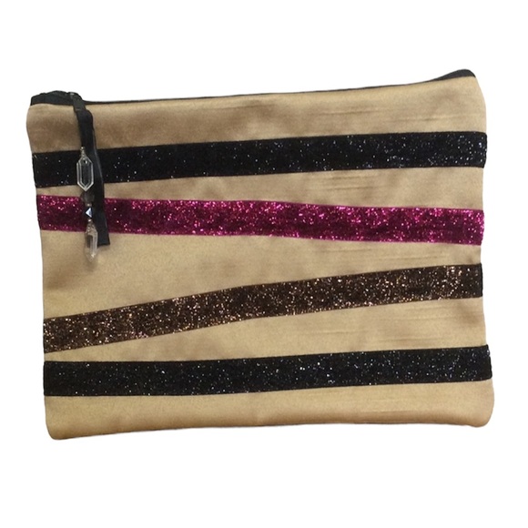 Handmade Handbags - Cosmetic Makeup Bag Women Zipper Closure Lined Inside Pocket New